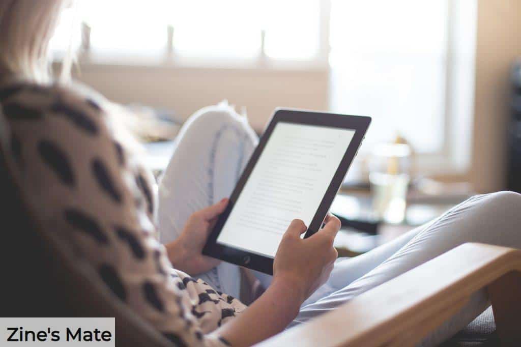 mujer leyendo