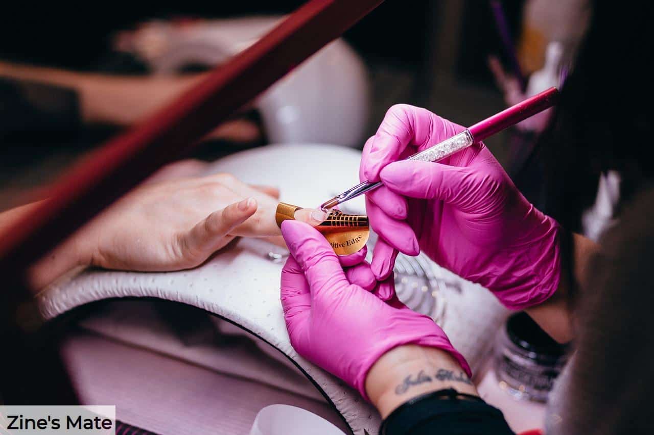 Qué tipos y técnicas de manicura hay